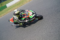 enduro-digital-images;event-digital-images;eventdigitalimages;mallory-park;mallory-park-photographs;mallory-park-trackday;mallory-park-trackday-photographs;no-limits-trackdays;peter-wileman-photography;racing-digital-images;trackday-digital-images;trackday-photos